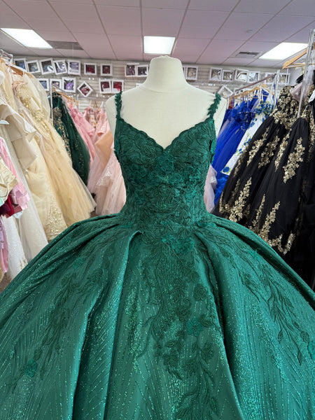 Zeia Couture in Emerald Green size 10